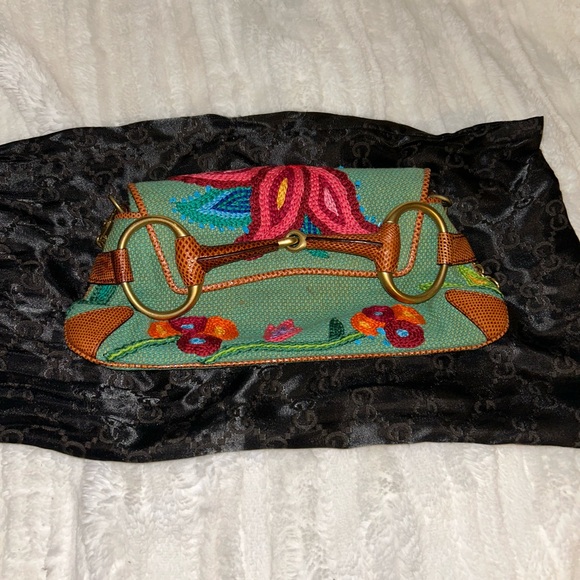 Vintage Gucci Clutch - Picture 8 of 11